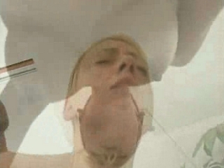 Ze is een beetje bang want is de 1e keer